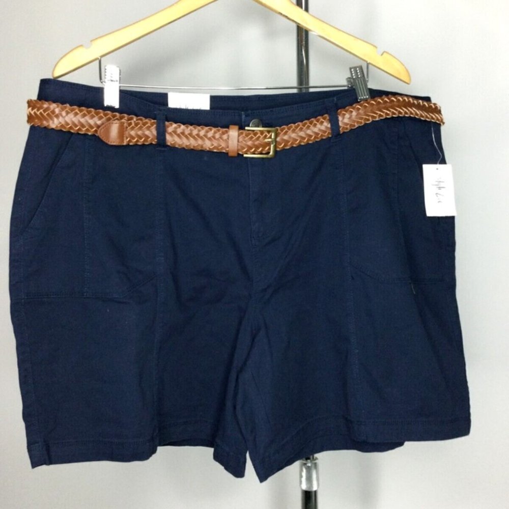 Womens 20W Navy Blue Cargo Casual Belted shorts Style & Co 7" inseam